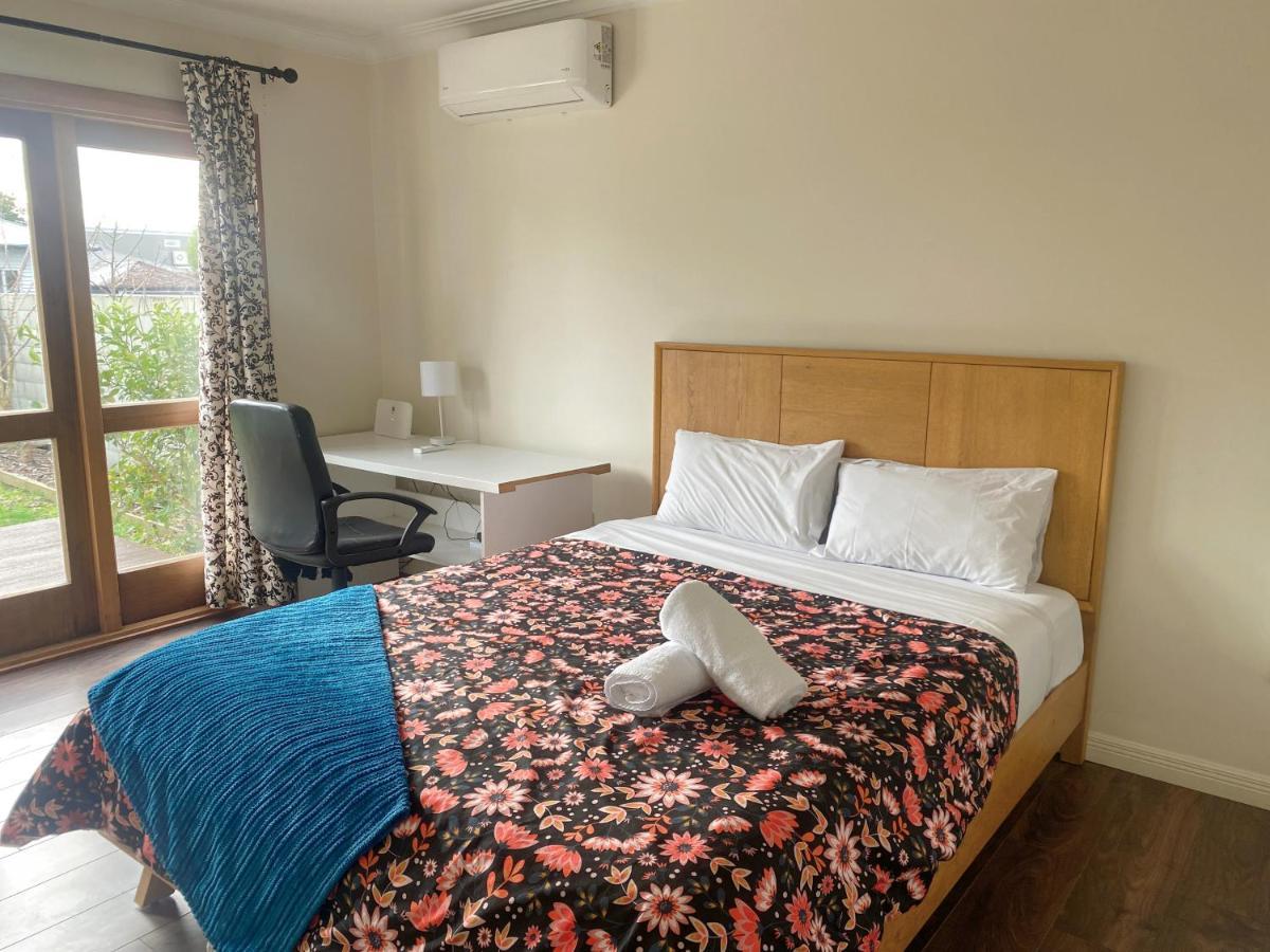 Merivale Four Bedroom House Крайстчърч Екстериор снимка